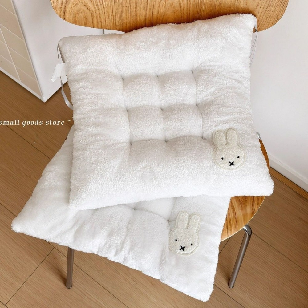 Miffy Rabbit Verdikt zitkussen - Office Furniture China recensie en prijs